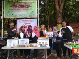 UKM Segoro Mesra Sumbangkan Dana Hasil Jualan Produk Ke Palu