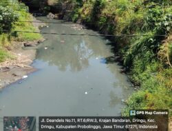 Pemerintah kabupaten Probolinggo Sampaikan Hasil Survei Lapangan Penyebab Air Sungai Kedunggaleng Hitam dan Bau